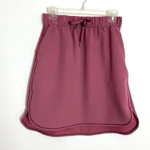 Lululemon On the Fly Skirt Sz 6